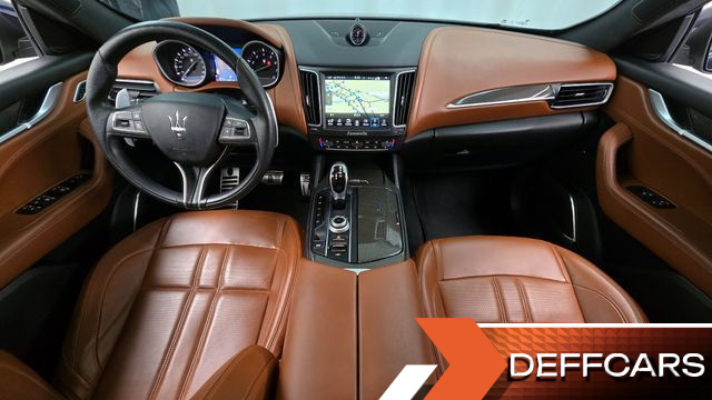 Maserati LEVANTE 3.0 AWD купить на сайте DeffCars