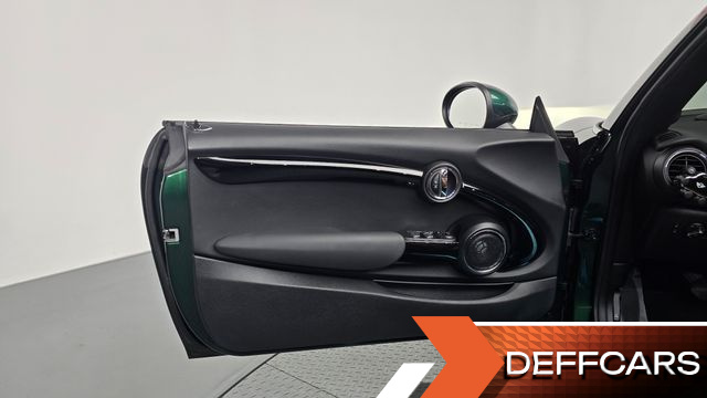 Mini COOPER CONVERTIBLE Standard 3rd купить на сайте DeffCars