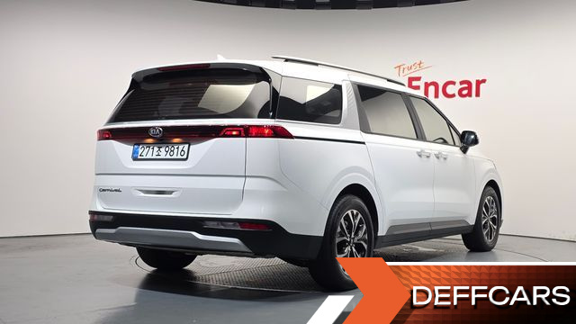 Kia CARNIVAL Diesel 9-Seater Prestige купить на сайте DeffCars
