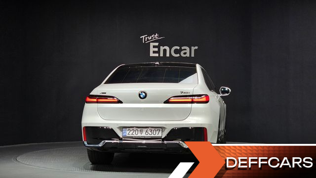BMW 7-SERIES 740i xDrive M Sport купить на сайте DeffCars