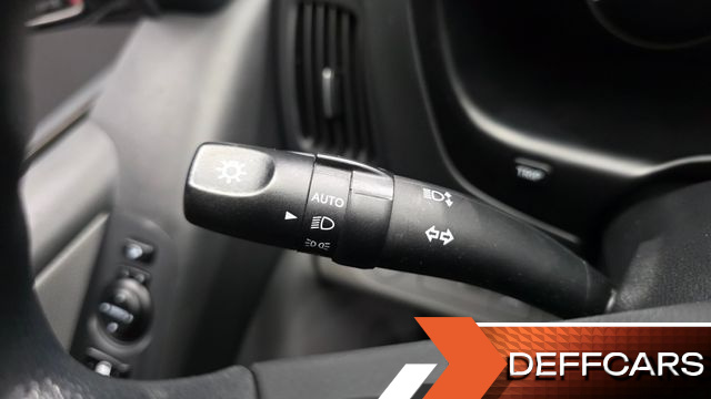 Hyundai STAREX 4WD Wagon 11-Seater Smart купить на сайте DeffCars