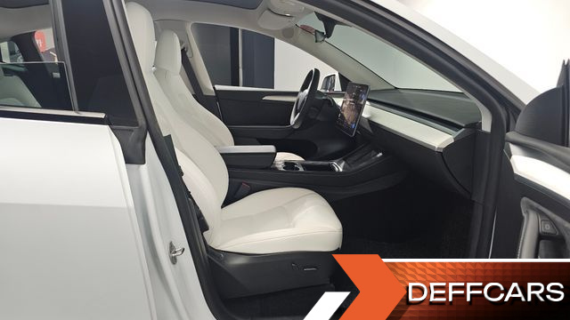 Tesla MODEL Y RWD купить на сайте DeffCars