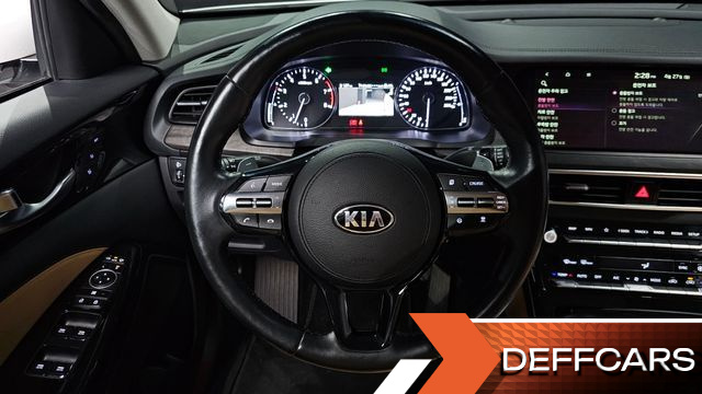 Kia K7 2.5 GDI Noblesse купить на сайте DeffCars
