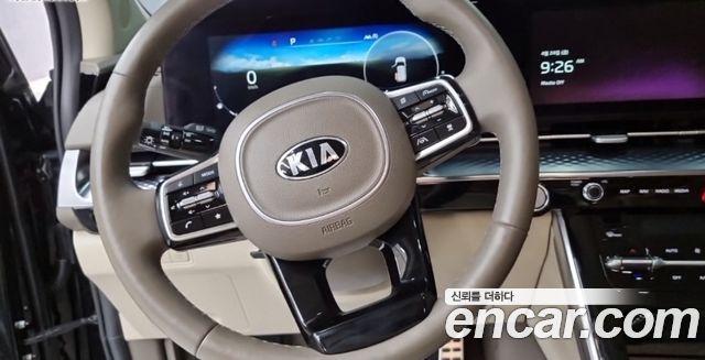 Kia CARNIVAL 7-Seater Hi-Limousine Signature купить на сайте DeffCars