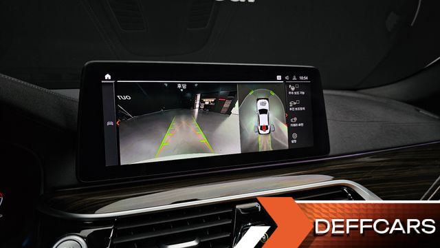 BMW 5-SERIES 520i M Sport купить на сайте DeffCars