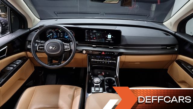 Kia CARNIVAL 7-Seater Signature купить на сайте DeffCars