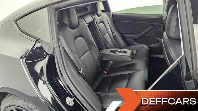 Tesla MODEL 3 Long Range AWD купить на сайте DeffCars
