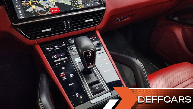 Porsche CAYENNE 3.0 купить на сайте DeffCars
