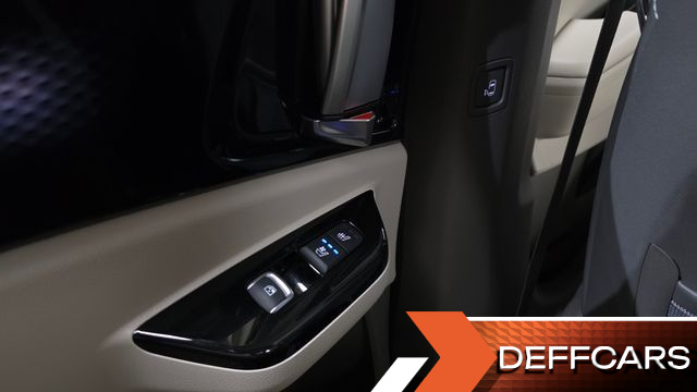 Kia CARNIVAL Gasoline 7-Seater Hi-Limousine Signature купить на сайте DeffCars
