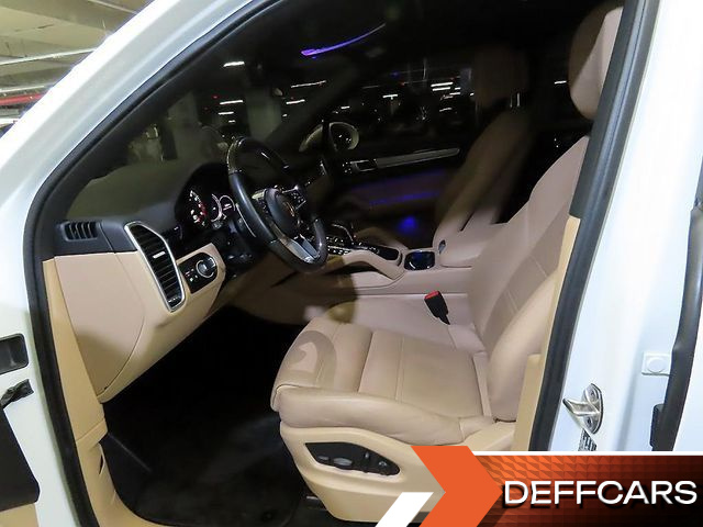 Porsche CAYENNE 3.0 E-Hybrid купить на сайте DeffCars