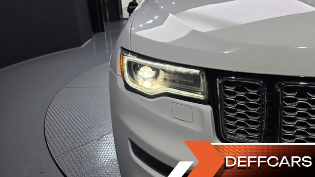 Jeep CHEROKEE 3.6 Summit WK2 купить на сайте DeffCars