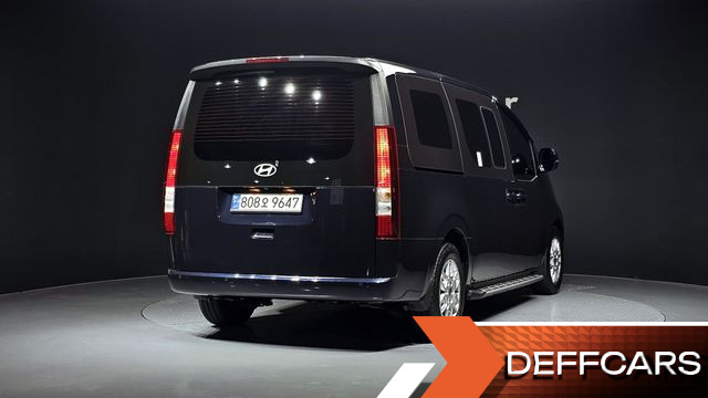 Hyundai STARIA HEV 1.6 Cargo 5-Seater Modern купить на сайте DeffCars