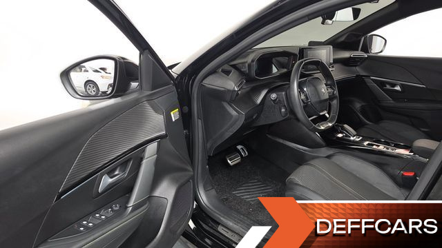 Peugeot 208 GT Line купить на сайте DeffCars