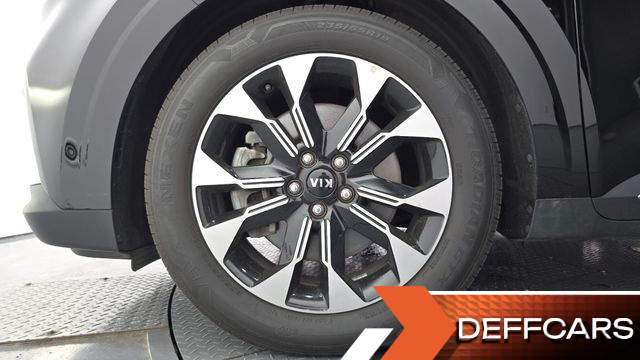 Kia CARNIVAL Gasoline 7-Seater Signature купить на сайте DeffCars