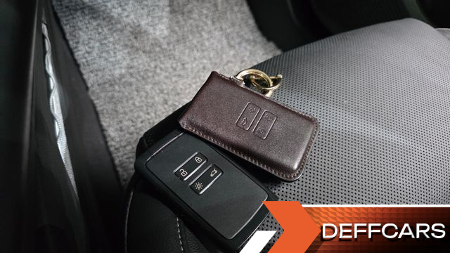 Renault-KoreaSamsung XM3 1.6 E-TECH Inspire e-shifter купить на сайте DeffCars