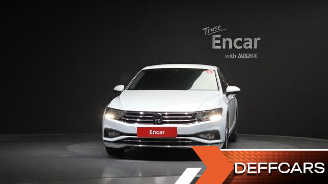 Volkswagen PASSAT 2.0 TDI Premium купить на сайте DeffCars
