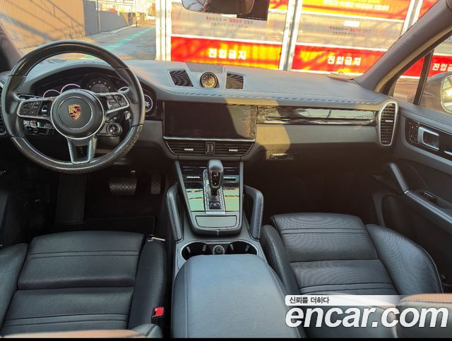 Porsche CAYENNE 3.0 купить на сайте DeffCars