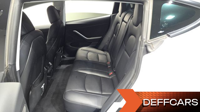 Tesla MODEL 3 Long Range AWD купить на сайте DeffCars