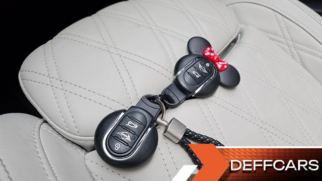 Mini COOPER CONVERTIBLE Classic Third Generation купить на сайте DeffCars