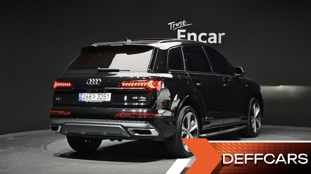 Audi Q7 55 TFSI Quattro Premium купить на сайте DeffCars