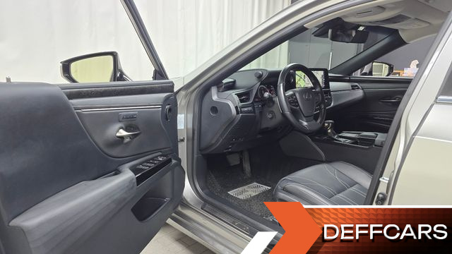 Lexus ES Luxury Plus купить на сайте DeffCars