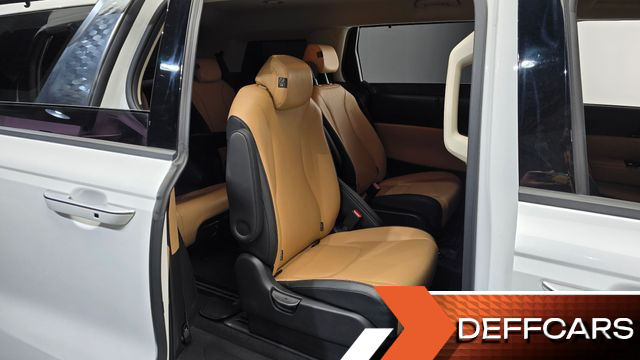 Kia CARNIVAL 9-Seater Noblesse купить на сайте DeffCars