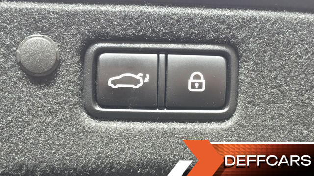 Hyundai GRANDEUR 3.3 Calligraphy купить на сайте DeffCars