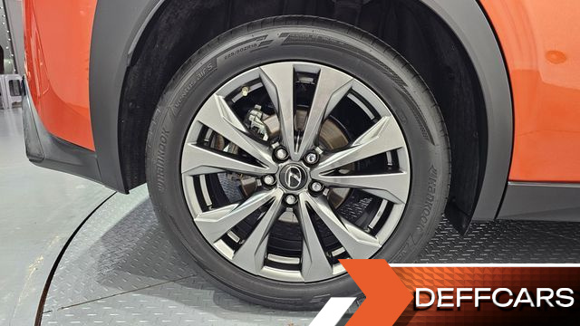 Lexus UX 2.0 F-Sport 2WD купить на сайте DeffCars