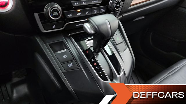 Honda CR-V 1.5 Touring 4WD купить на сайте DeffCars