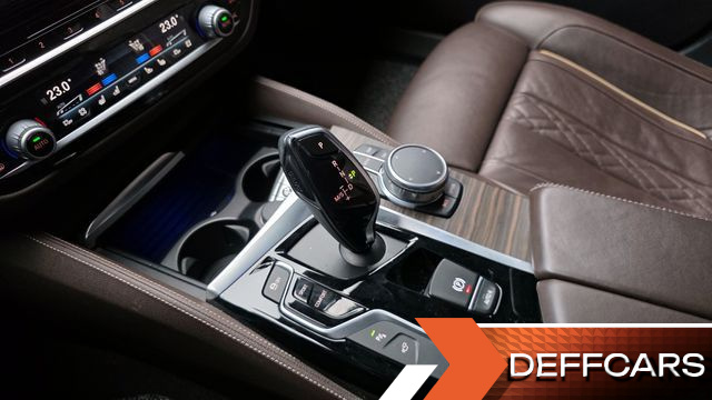 BMW 5-SERIES 530i xDrive M Sport Package Plus купить на сайте DeffCars