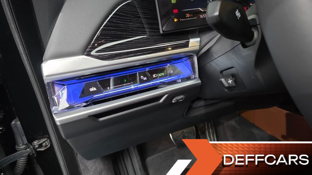 BMW 7-SERIES 740d xDrive M Sport купить на сайте DeffCars