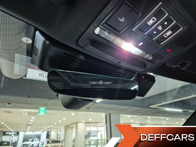 Land Rover DISCOVERY D350 Dynamic HSE купить на сайте DeffCars