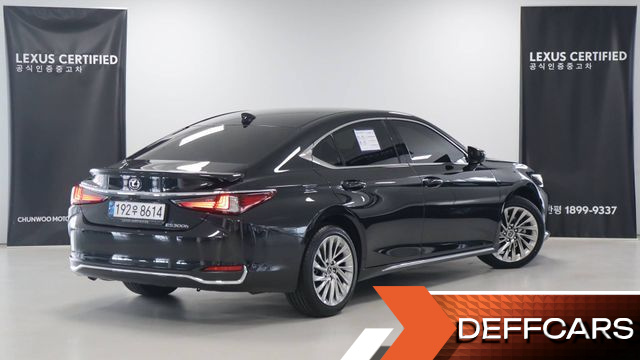 Lexus ES Luxury Plus купить на сайте DeffCars