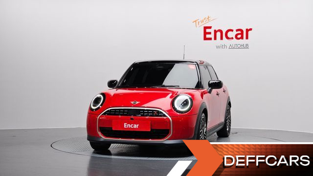 Mini COOPER 5 Door Favoured купить на сайте DeffCars