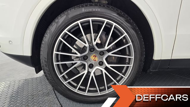 Porsche CAYENNE 3.0 купить на сайте DeffCars