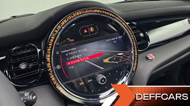 Mini COOPER JCW Pat Moss Edition 3rd купить на сайте DeffCars