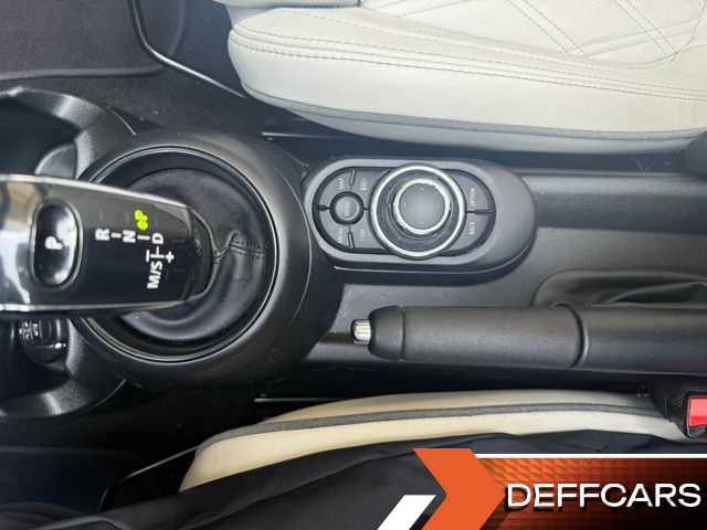 Mini COOPER CONVERTIBLE Classic Third Generation купить на сайте DeffCars