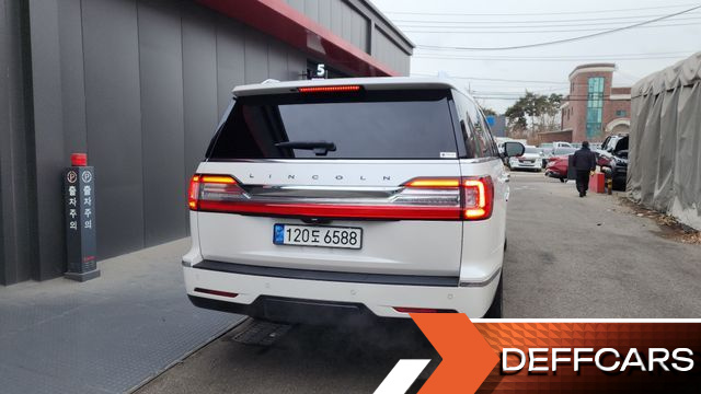 Lincoln NAVIGATOR 3.5L Black Label купить на сайте DeffCars