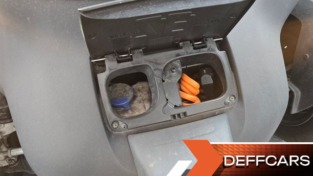 Renault-KoreaSamsung TWIZY Life(2-Seater) купить на сайте DeffCars