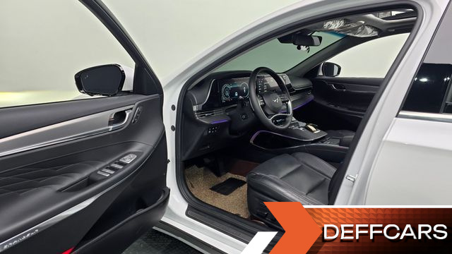 Hyundai GRANDEUR 3.3 Calligraphy купить на сайте DeffCars