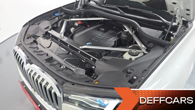 BMW X7 xDrive 40i Design Pure Excellence 6-Seater купить на сайте DeffCars