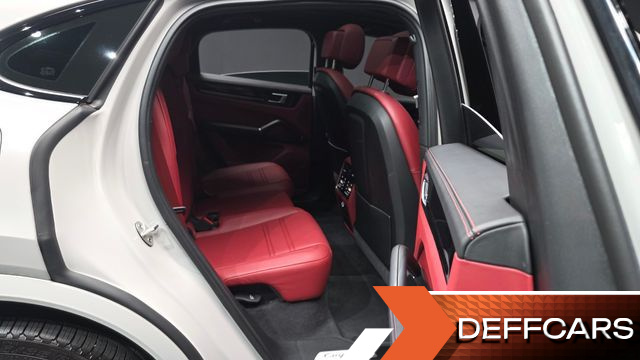 Porsche CAYENNE 3.0 E-Hybrid Coupe купить на сайте DeffCars