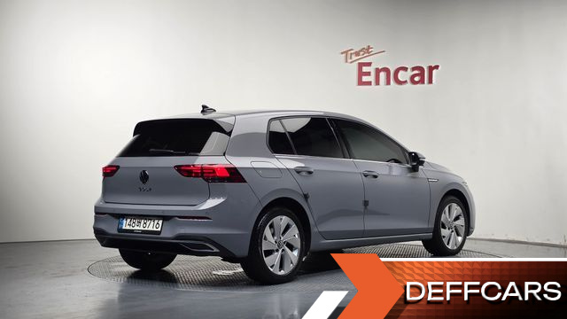 Volkswagen GOLF 2.0 TDI Premium купить на сайте DeffCars