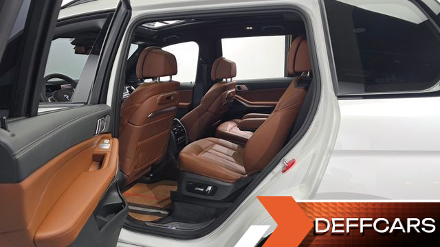 BMW X7 xDrive 40i M Sport 6STR купить на сайте DeffCars