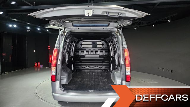Hyundai STARIA L3.5 Cargo 3-Seater Modern купить на сайте DeffCars