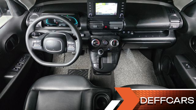 Hyundai CASPER Van Smart купить на сайте DeffCars