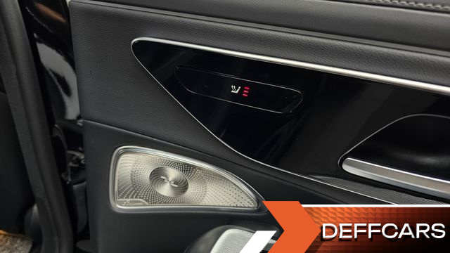 Mercedes E-CLASS E300 4MATIC AMG Line купить на сайте DeffCars