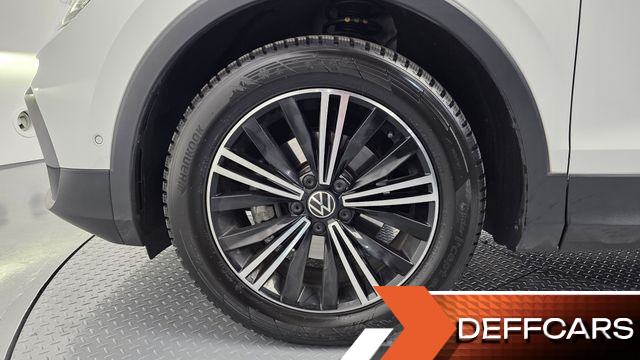 Volkswagen TIGUAN 2.0 TDI Premium купить на сайте DeffCars