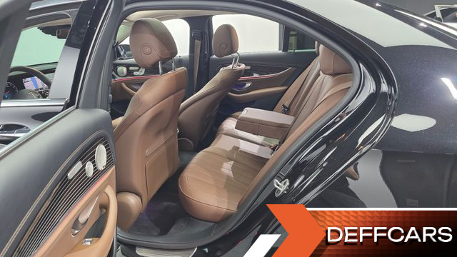 Mercedes E-CLASS E450 4MATIC Exclusive купить на сайте DeffCars