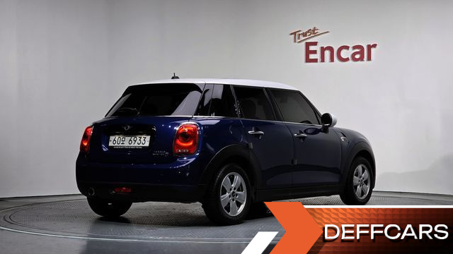 Mini COOPER 5Door Standard 3rd купить на сайте DeffCars